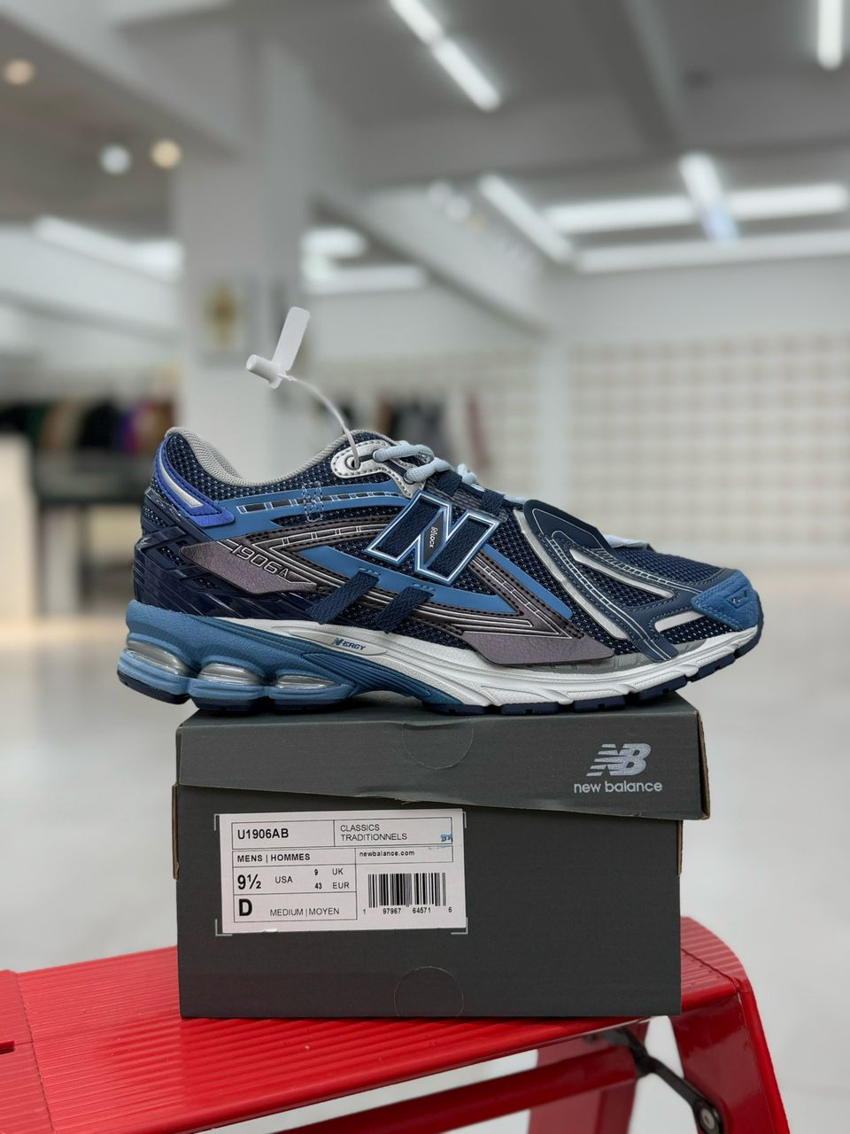 1906R New Balance Deep Blue