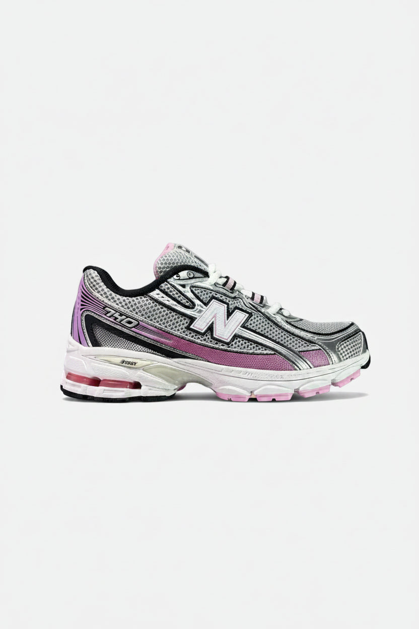 New Balance W's 740