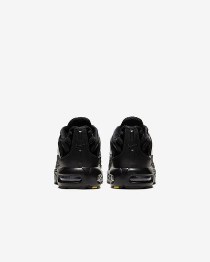 Nike Air Max Plus triple black