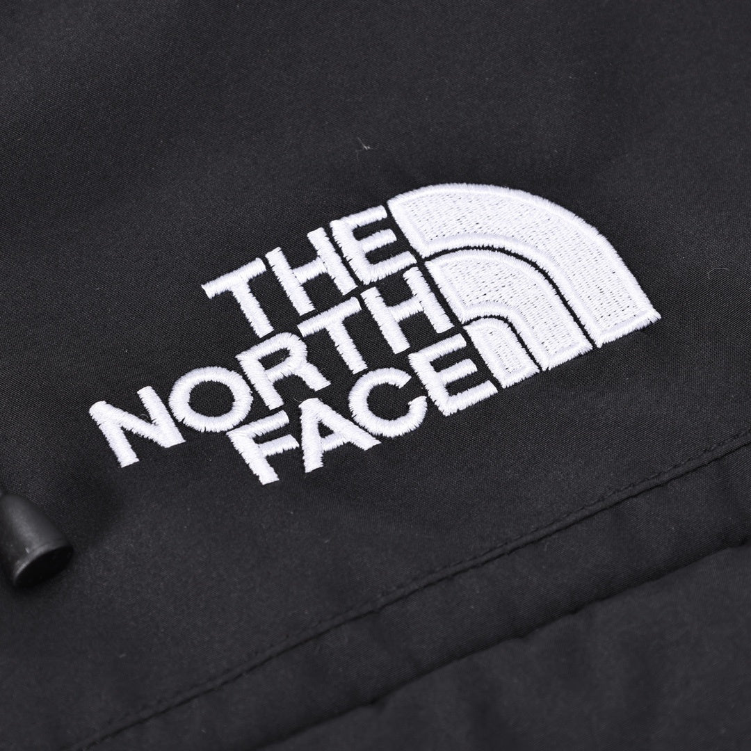 The North Face Expedition Puffer Jacket – Unisex