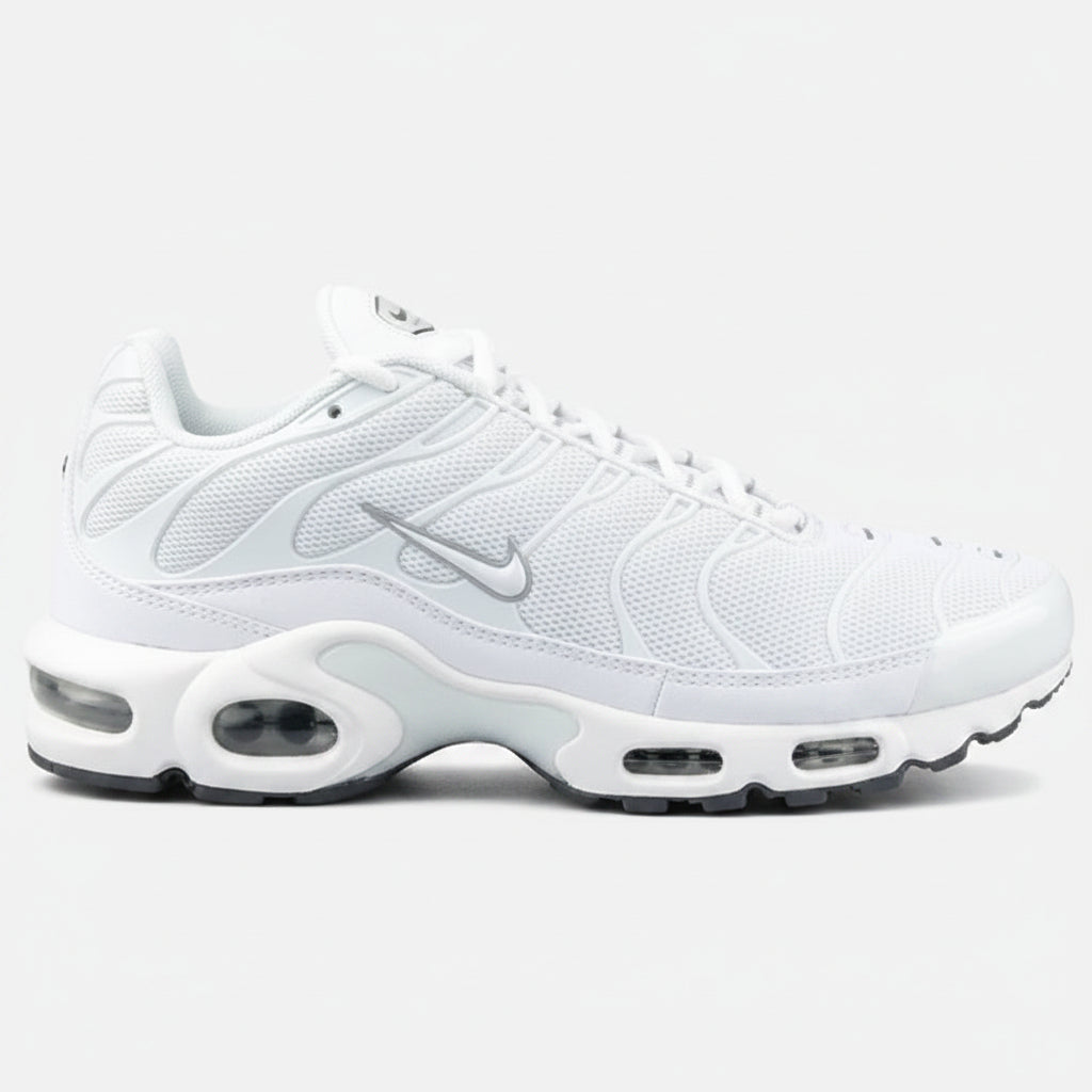 NIKE Air Max Plus White