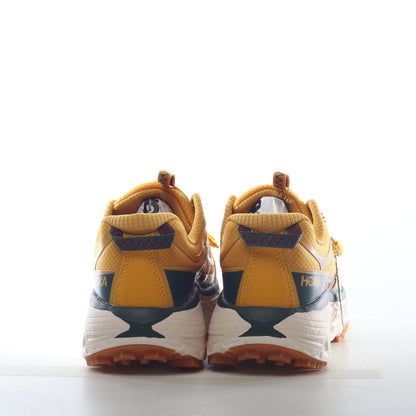 Hoka One One Mafate Three 2