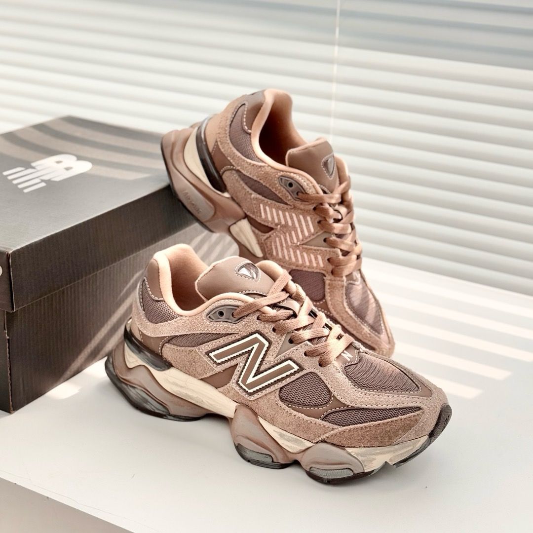 New Balance 9060 Mushroom