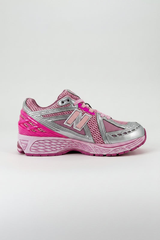 New Balance M1906R