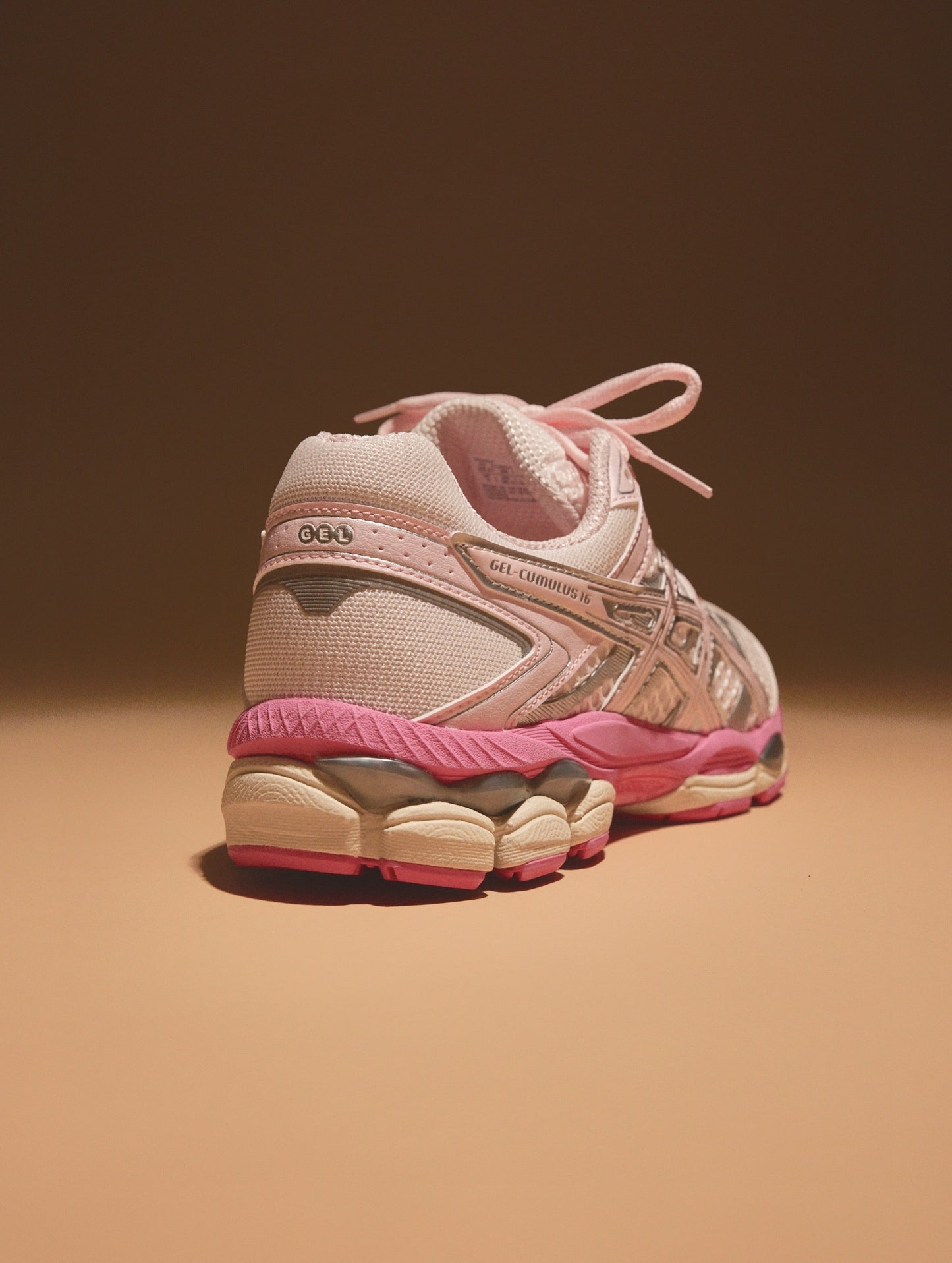 Asics Gel-Cumulus 16 — Pink