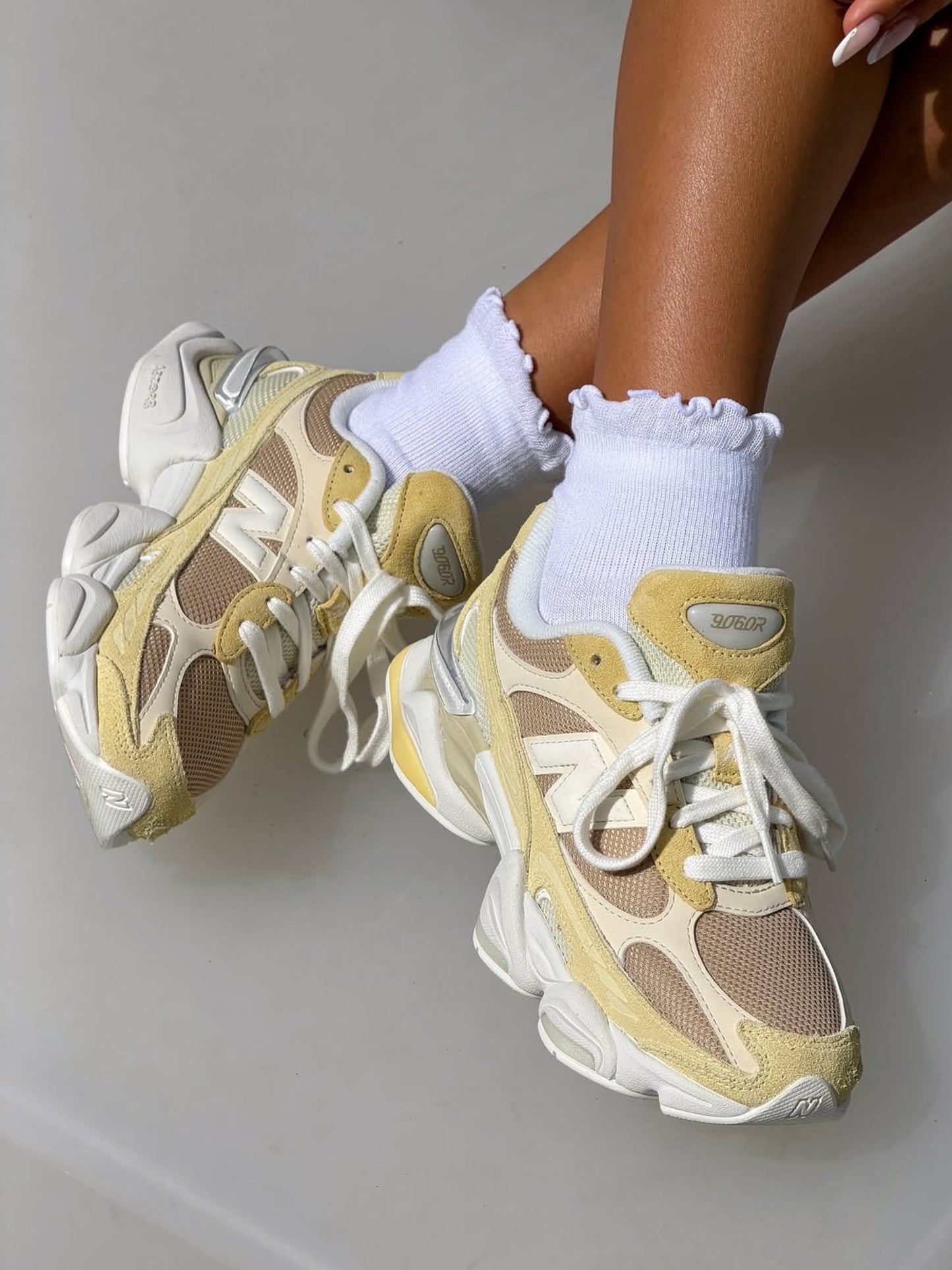 New Balance 9060 — Beige/Yellow