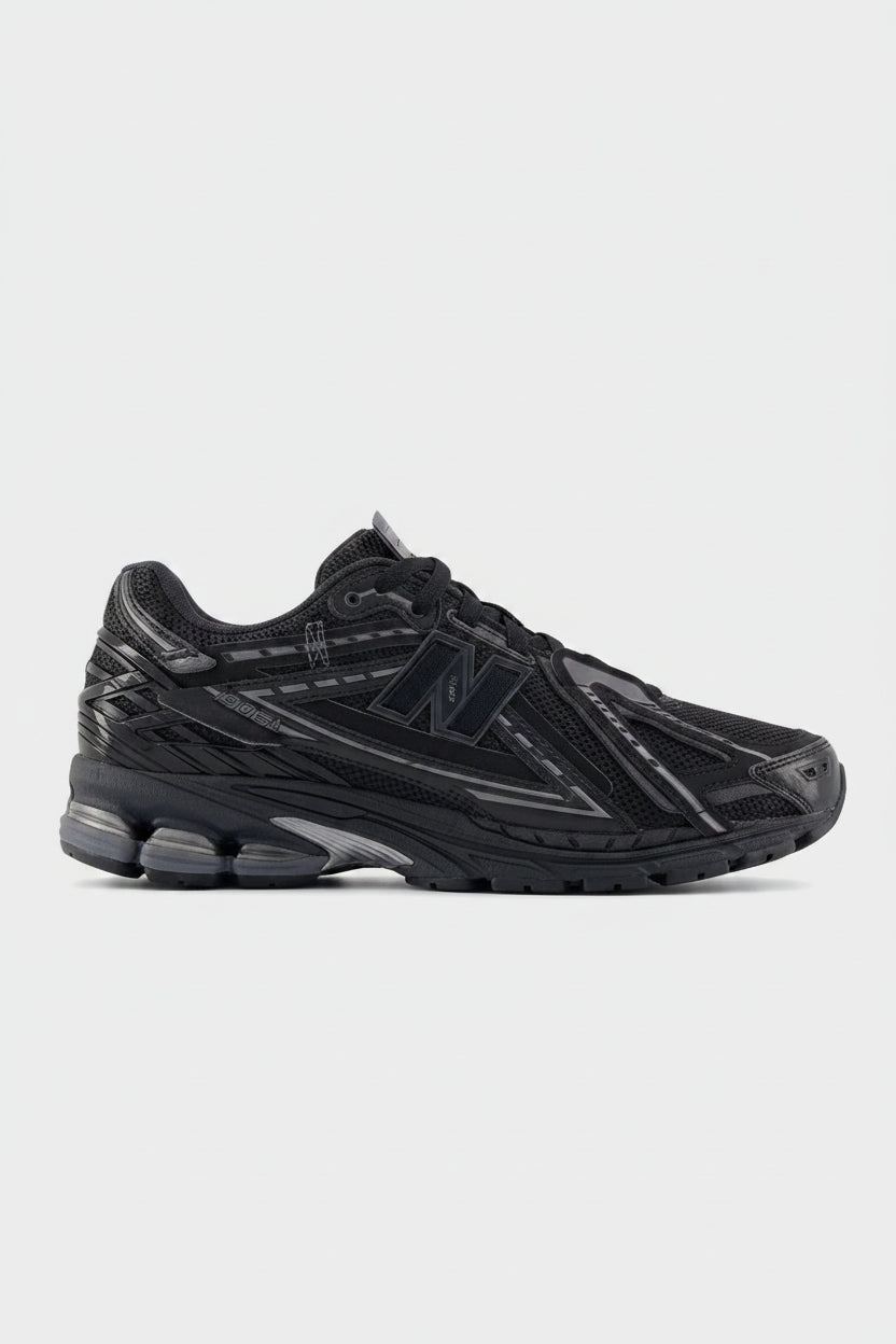 1906R New Balance Full Black 2025