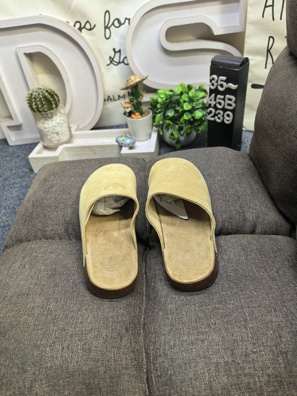 Suede Mules Adidas  Samba– Sand Beige